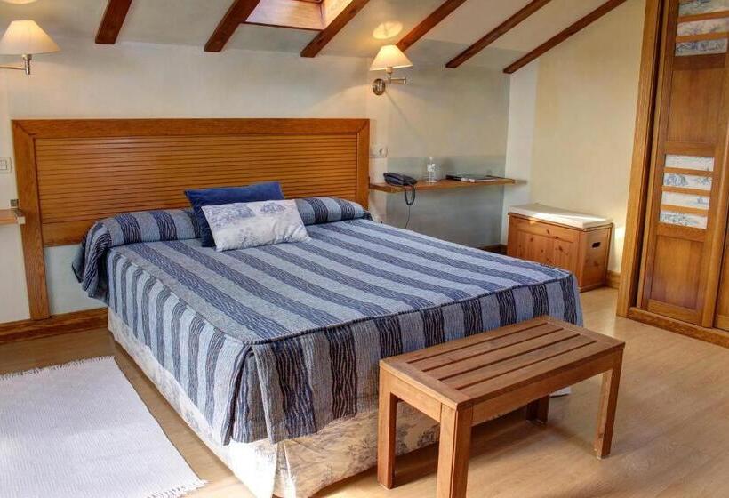 חדר סופריור עם ג'קוזי, Mirador Del Sella