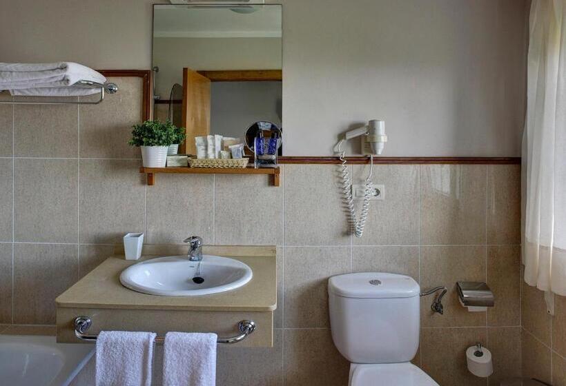 חדר סטנדרט לשלושה, Mirador Del Sella