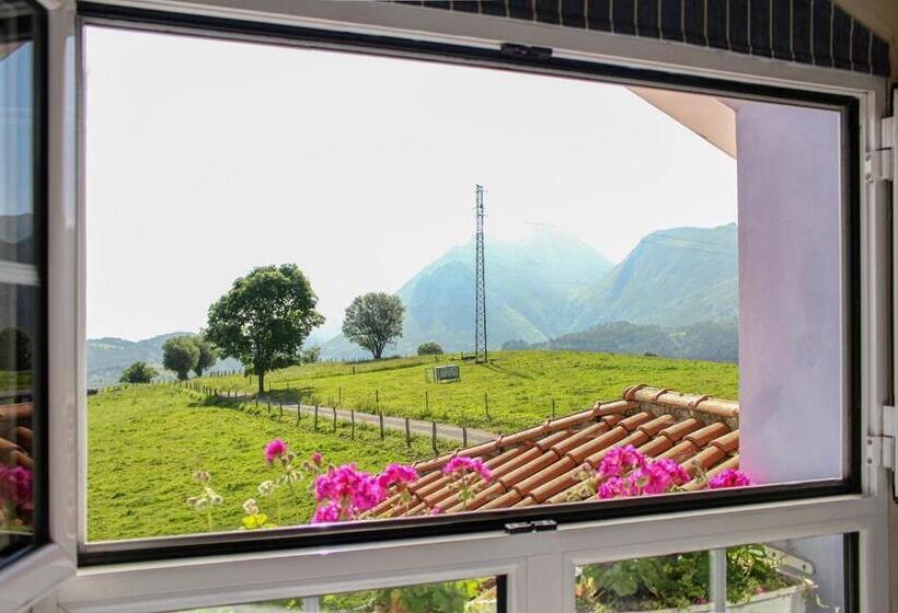 חדר משפחתי, Mirador Del Sella