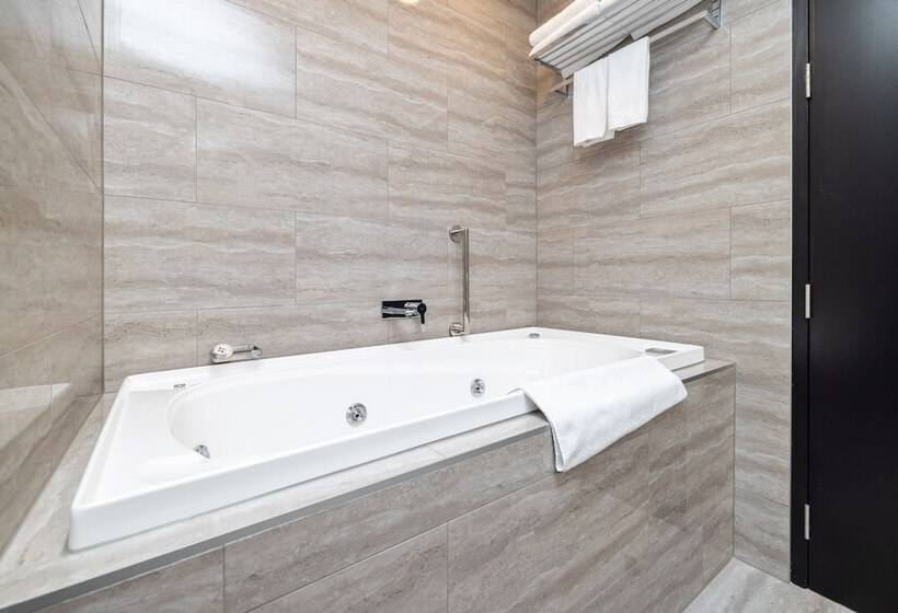 프리미엄 스위트, Skycity Hotel Auckland