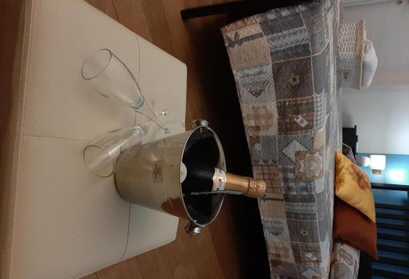 컴포트 트리플 룸, Agorà Bisceglie