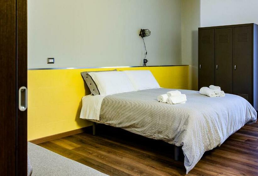 חדר סטנדרט לשלושה, Travel Station Bedandbreakfast