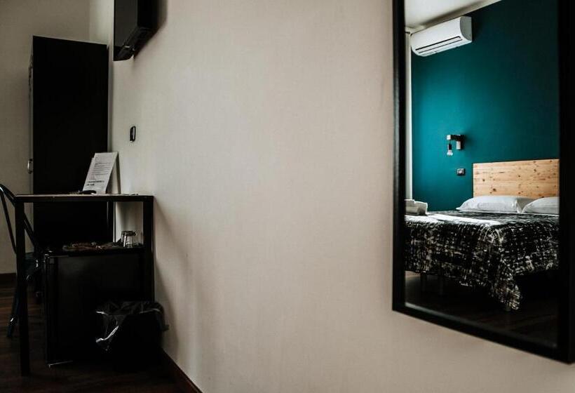 חדר סטנדרט נוף לגינה, Travel Station Bedandbreakfast