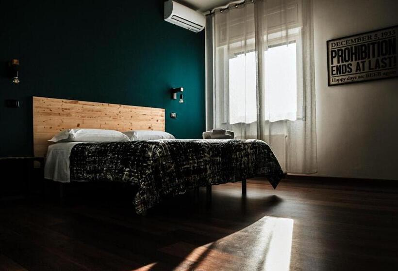 חדר סטנדרט נוף לגינה, Travel Station Bedandbreakfast