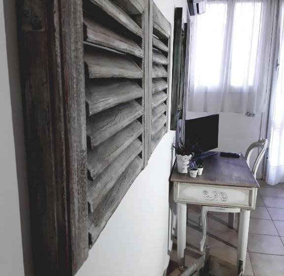 חדר סטנדרט עם מרפסת, Grotta Dei Puntali B&b