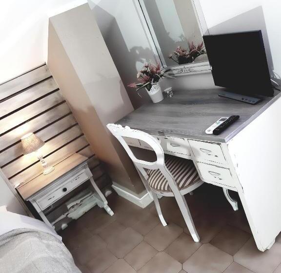 חדר סטנדרט נוף להרים, Grotta Dei Puntali B&b