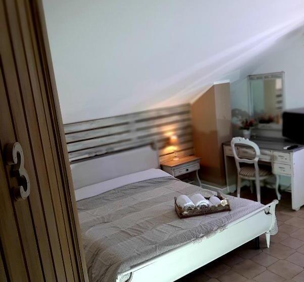 חדר סטנדרט נוף להרים, Grotta Dei Puntali B&b