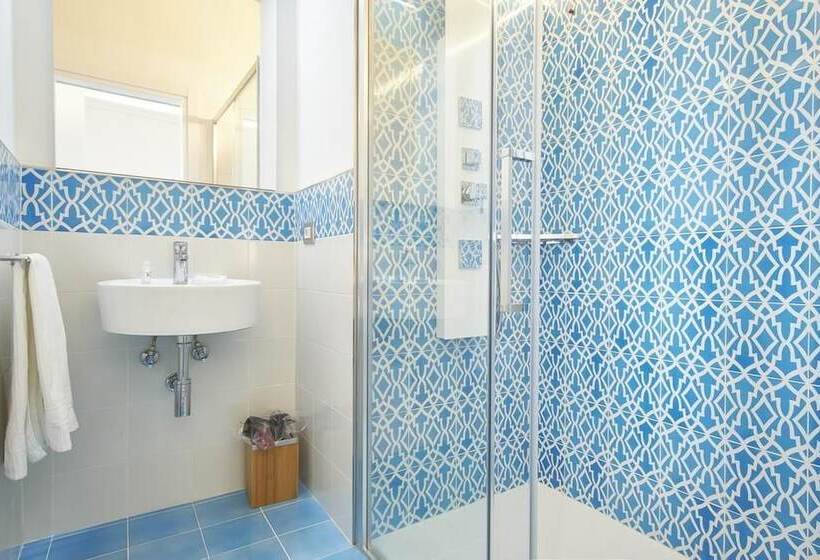 Номер Deluxe Вид на Море Боковой, Palazzo Gentilcore