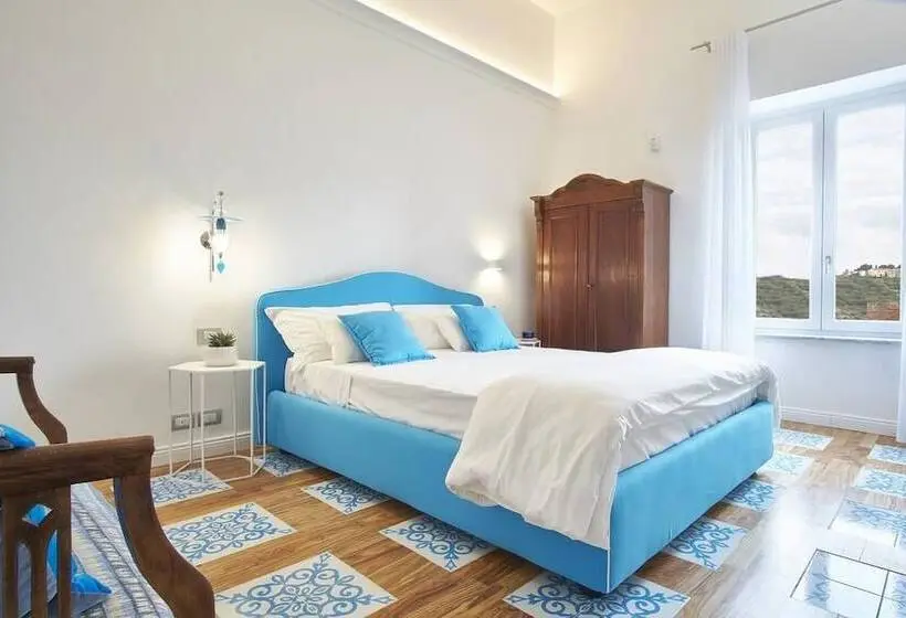 片側に海が見えるデラックスルーム, Palazzo Gentilcore