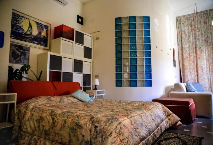 スタンダードスタジオ, La Rosa Di Rebecca