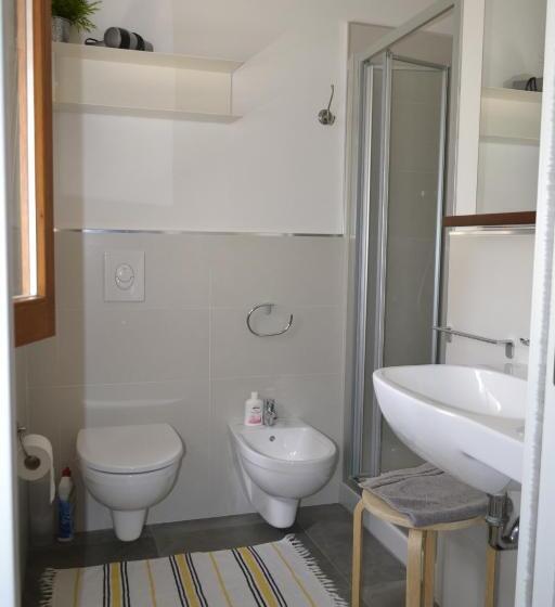 标准间, Osimo B&b