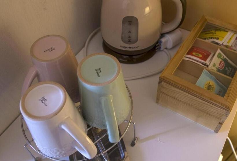 اتاق لوکس سه تخته, Al Sesto B&b