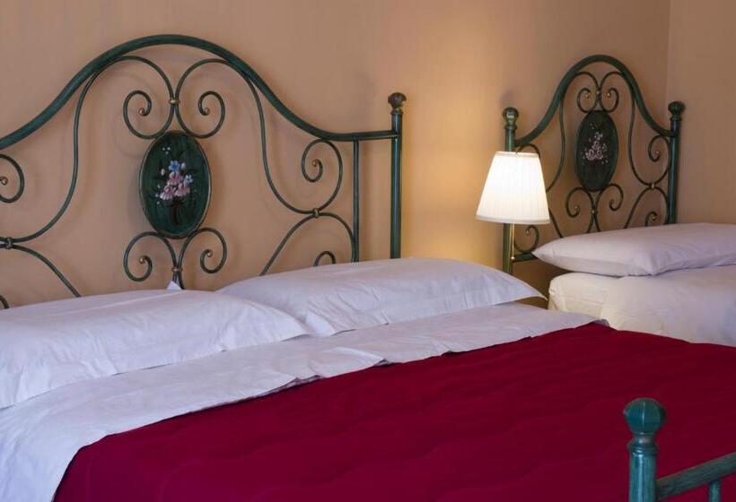 اتاق لوکس سه تخته, Al Sesto B&b