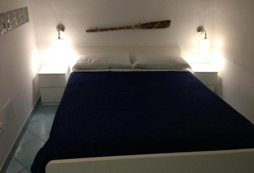 スタンダードルーム, B&b La Grotta Marina