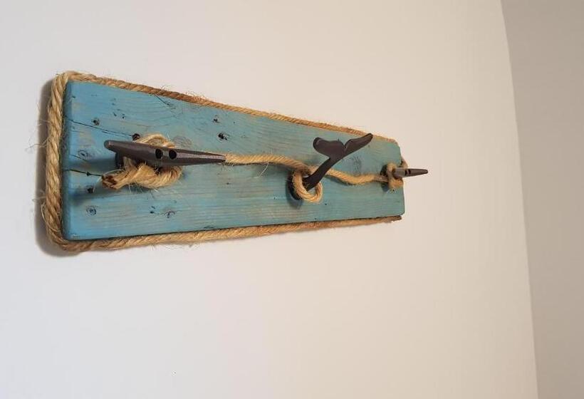 コンフォートトリプルルーム, B&b La Grotta Marina