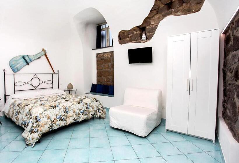 コンフォートトリプルルーム, B&b La Grotta Marina
