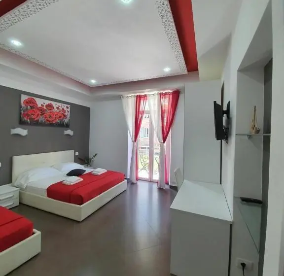 اتاق استاندارد سه تخته با بالکن, Ari Guest House