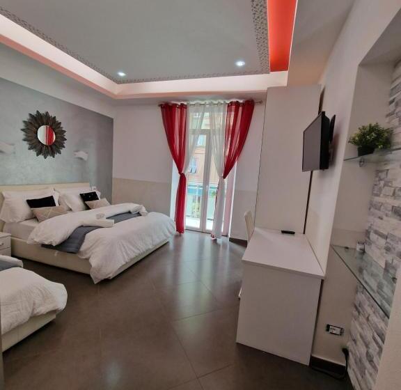 Трехместный Номер Стандарт с Балконом, Ari Guest House