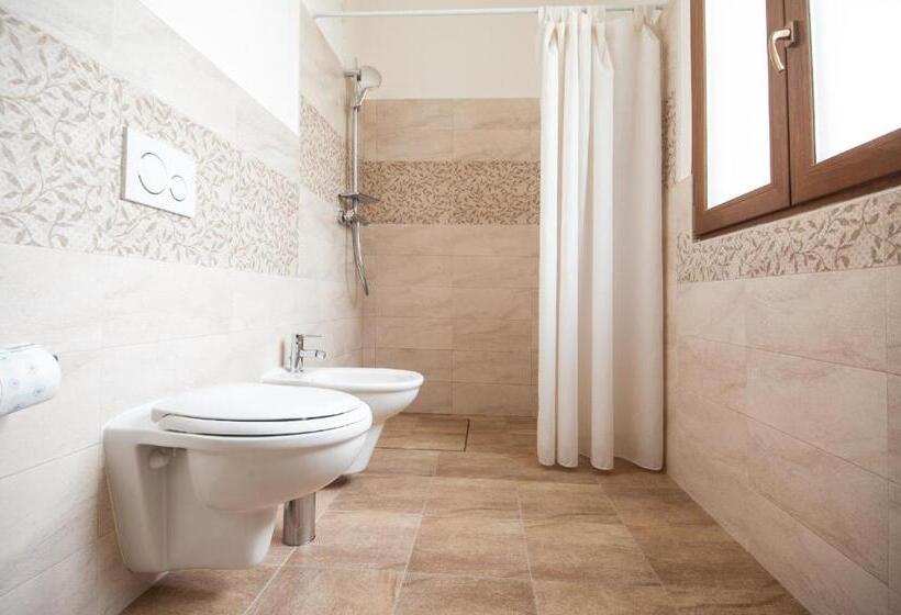 Superior Room, Lady Verona Residence