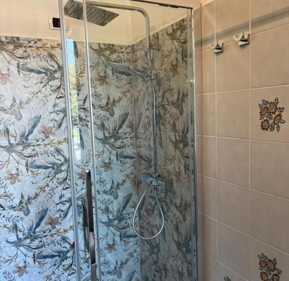 חדר סטנדרט, Rana B&b