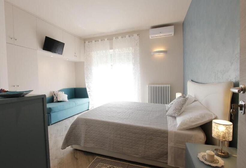 Quarto Familiar Superior, B&b Da Peo