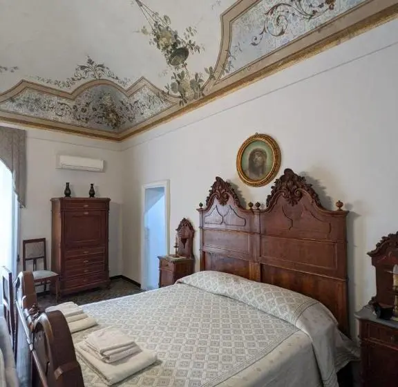 اتاق استاندارد چهار تخته, Casa Sipione Papa