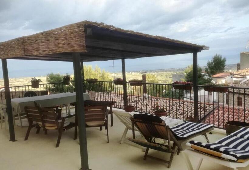 غرفة قياسية رباعية مطلة على البحر, La Panoramica