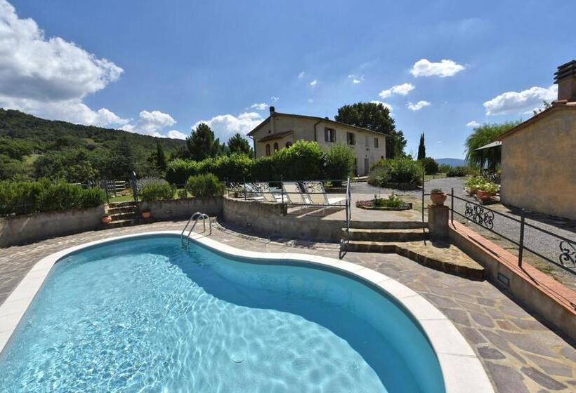 וילה עם חדר שינה אחד ובריכת שחיה, Agriturismo Le Casaline