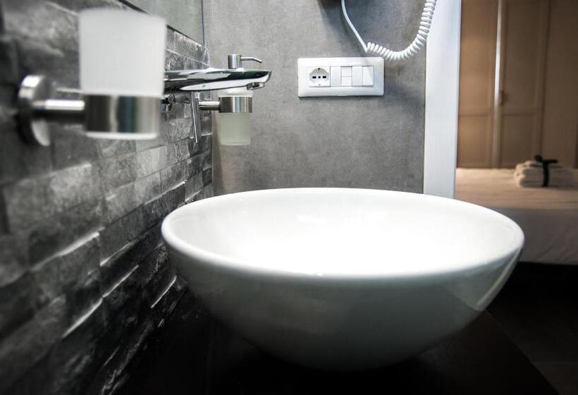 غرفة قياسية ثلاثية, B&b Vietri 360