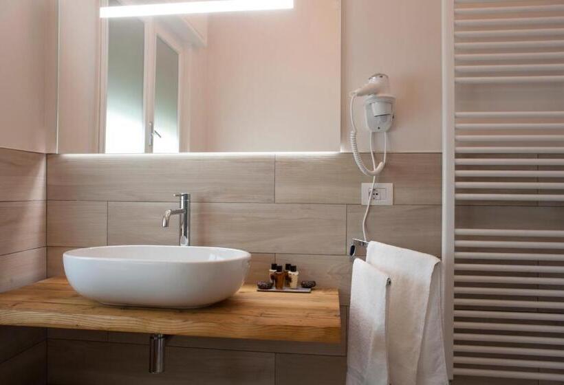 סוויטה דלוקס, Le Cicale