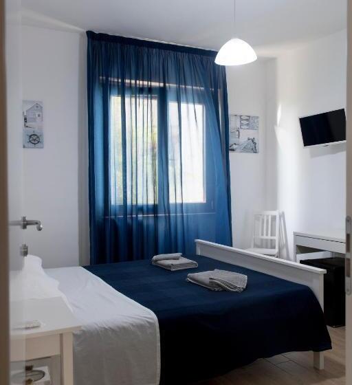 غرفة قياسية سرير كينج, L Oasi Di Giorgia