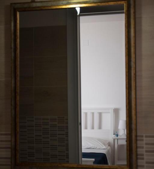 غرفة قياسية سرير كينج, L Oasi Di Giorgia