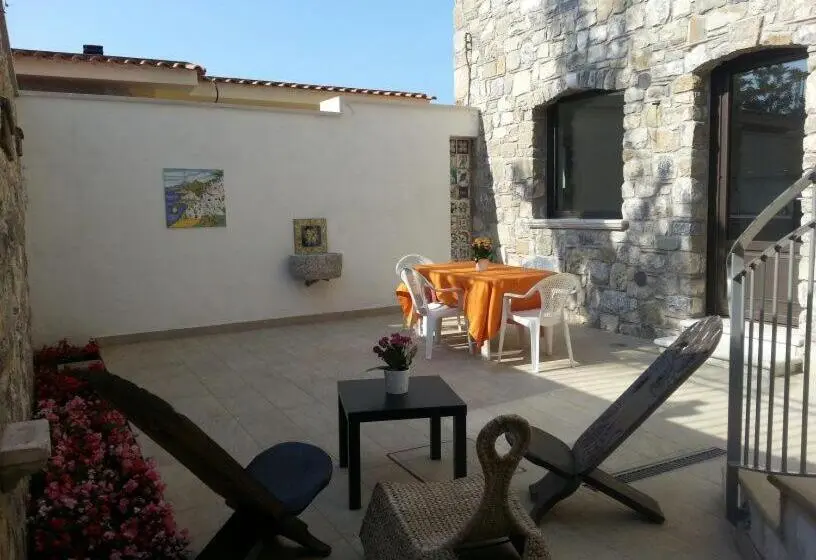 テラス付き１ベッドルームアパートメント, Villa Le Favole