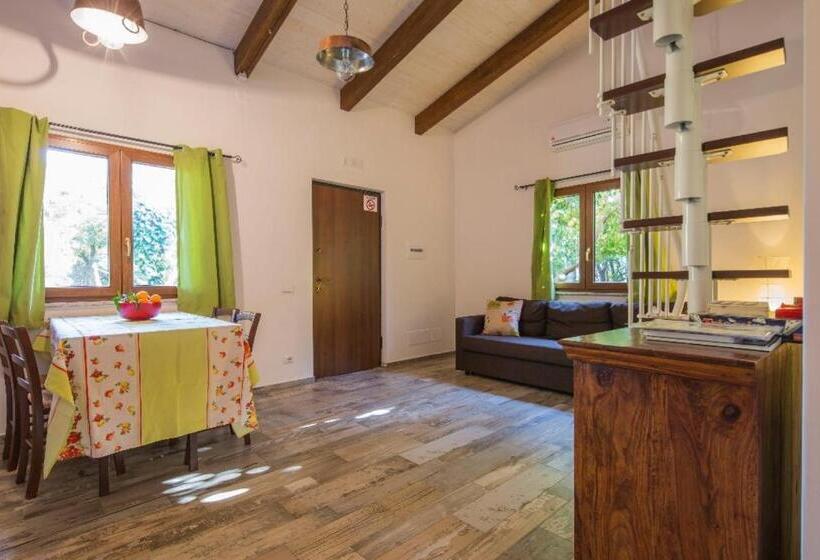 شاليه غرفة نوم واحدة, Villa Le Favole