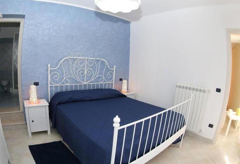 חדר דלוקס, Cusanarella Mia