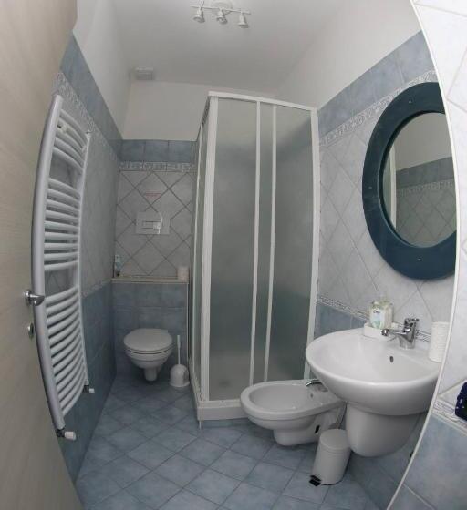 חדר דלוקס, Cusanarella Mia