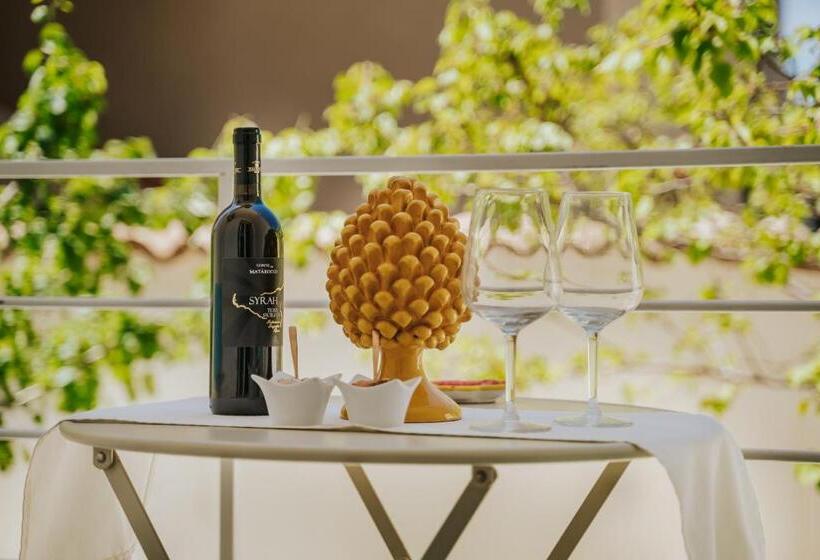 Люкс Вид на Сад, Villa Sece Luxury Rooms