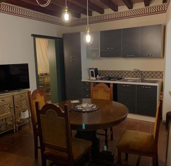 Апартаменты 1 Спальня, Dimora Del Podestà