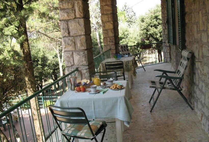 חדר סטנדרט לשלושה, B&b La Principessa