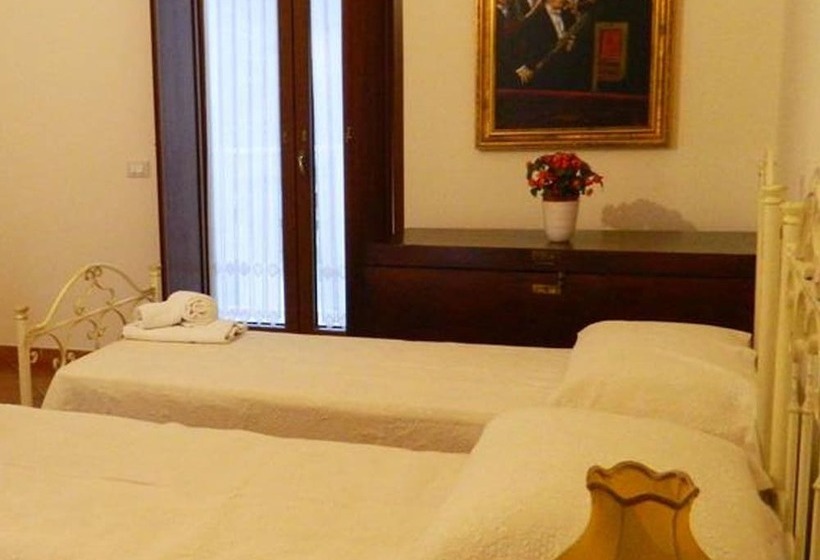 غرفة قياسية رباعية, Masseria Colle Carro Ba07200451000019667