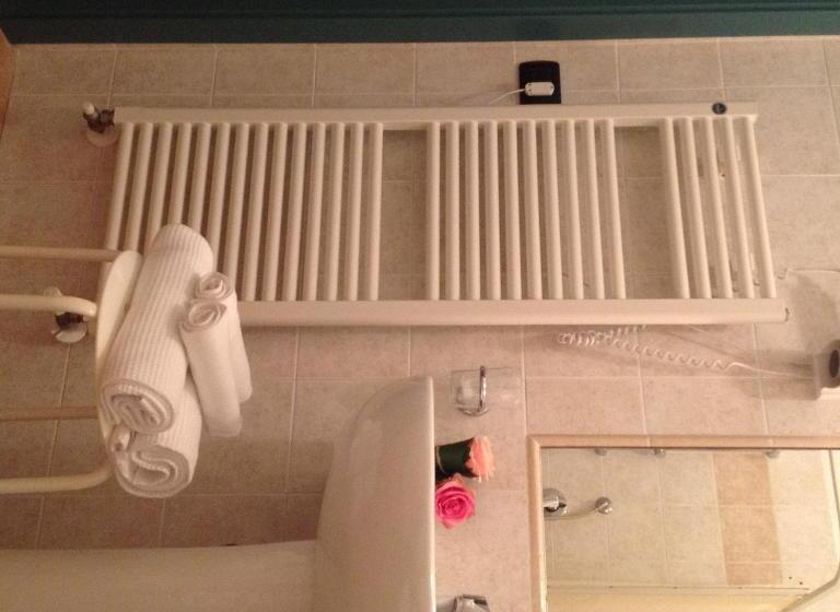 غرفة قياسية مزوَّدة بشُرفة, Villa Aniana