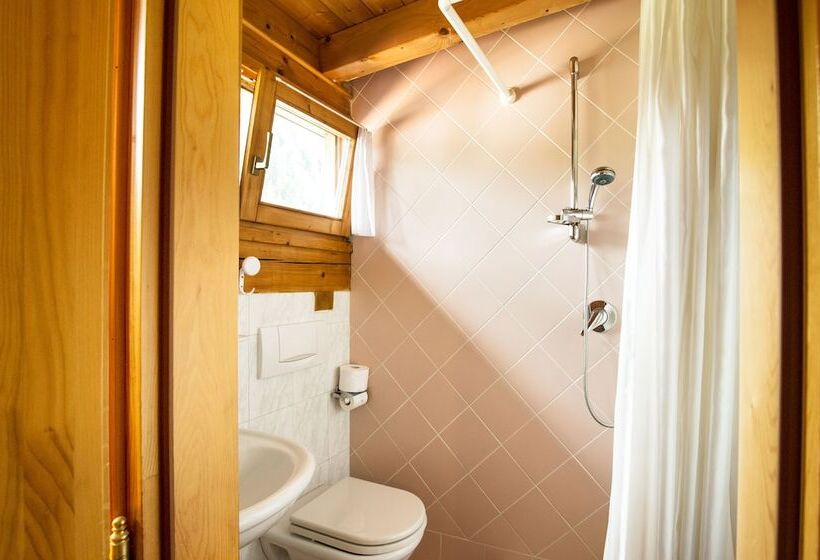 Quarto Estandar Individual, Villa Insam