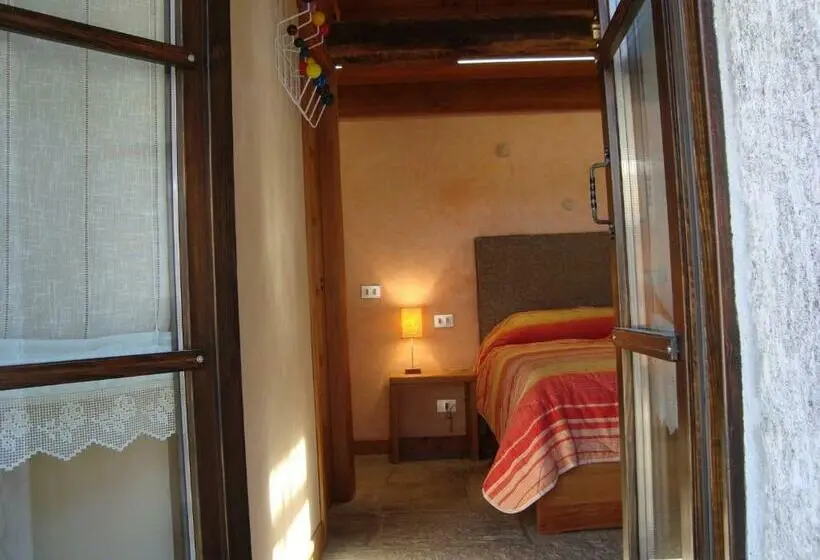 Standard-huone Sisäpuolella, B&b La Quana
