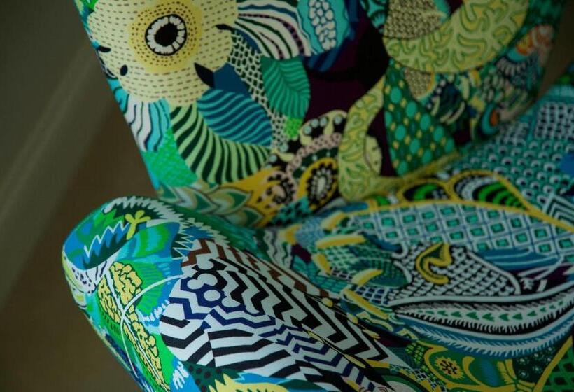 سوییت جونیور, La Chiaja Art&relais