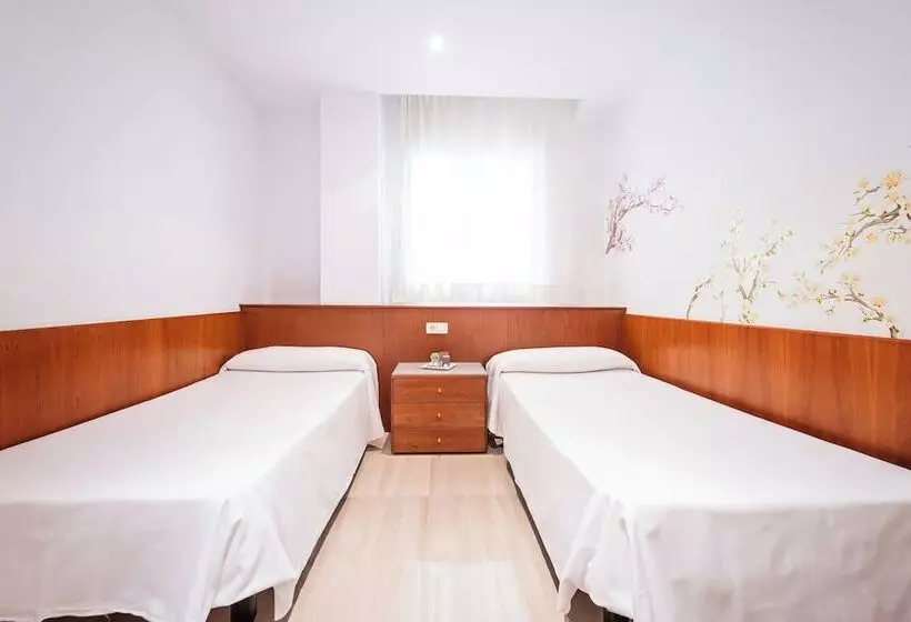 ２ベッドルームアパートメント, Aparthotel Napols   Abapart