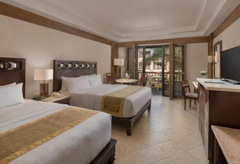 Deluxe Room, Henann Regency Resort And Spa