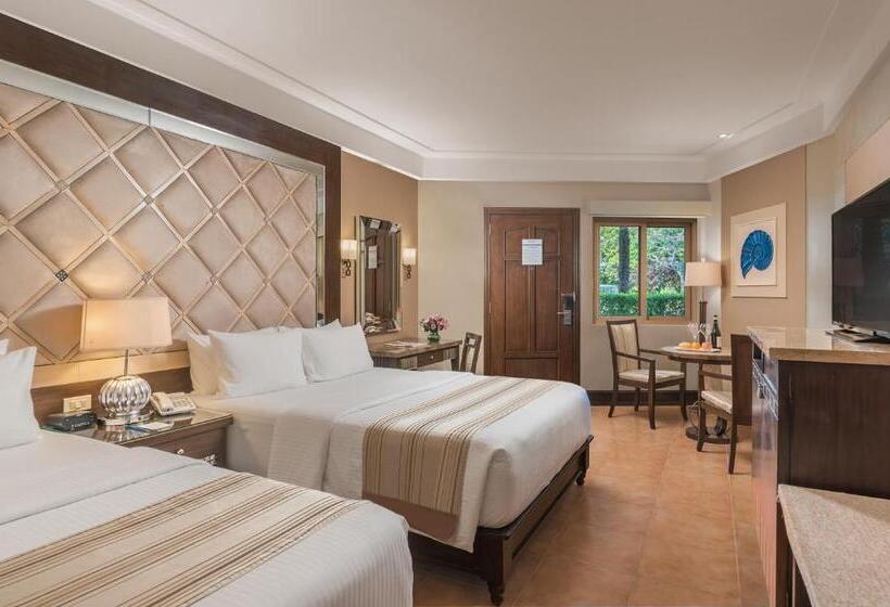 Family Room, Henann Regency Resort And Spa