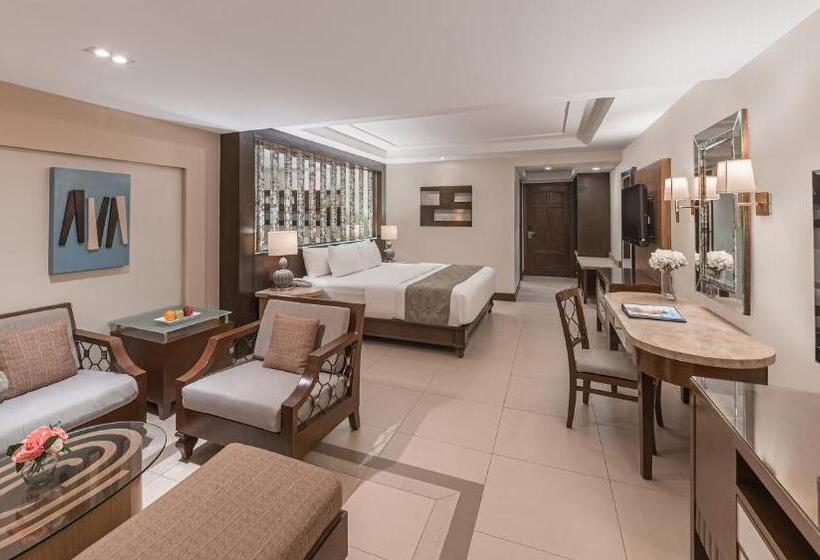Junior Suite, Henann Regency Resort And Spa