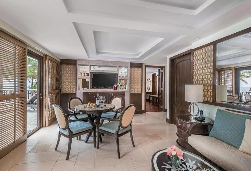 Королевский Люкс, Henann Regency Resort And Spa