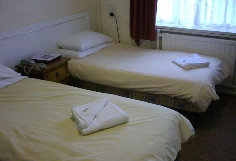 اتاق خانوادگی, Aa Central